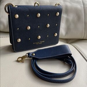 Samantha Thavasa Petit Choice Leather Bag